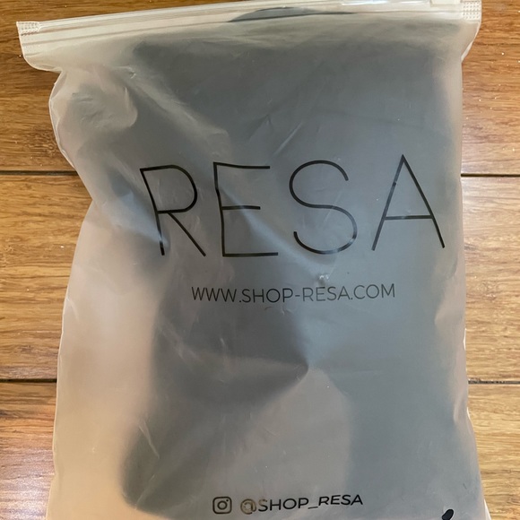 RESA Jessica Dress in Black - Picture 9 of 9